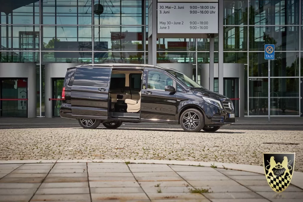 Flughafen Transfer München mit Limousinen Luxus-Kleinbussen & VIP Linern