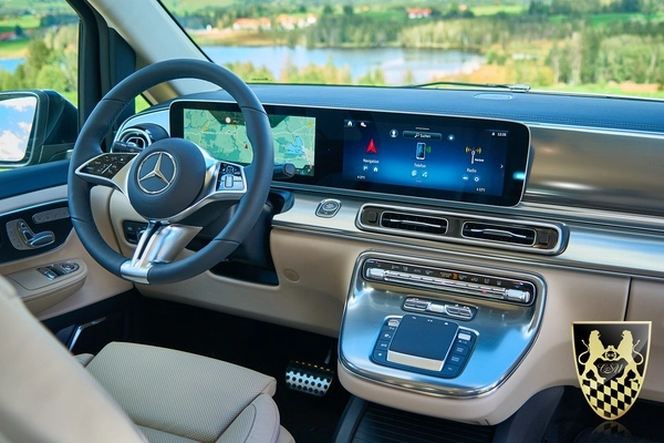 Mercedes-Benz V-Klasse VIP Van mieten mit Fahrer