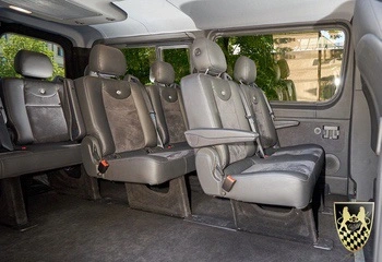 Mercedes Sprinter VIP Sprinter mit Fahrer für 8 Personen mieten in München
