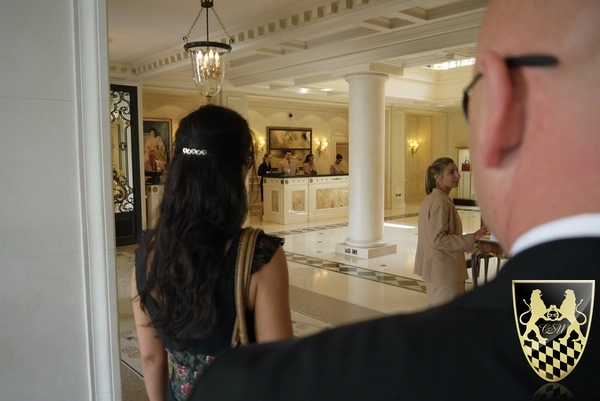 Verschiedene Arten von Personenschutzdienstleistungen, die in München angeboten werden.